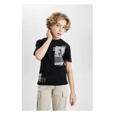 DEFACTO Boy's Crew Neck Printed Short Sleeve T-Shirt