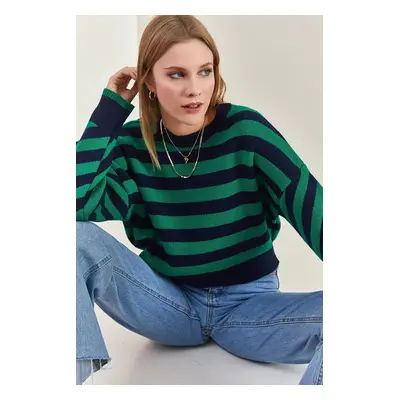 Bianco Lucci Women's Striped Knitwear Sweater