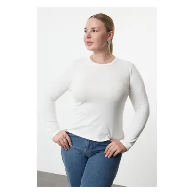 Trendyol Curve Ecru Premium Viscose Crew Neck Crop Flexible Knitted Basic Plus Size Blouse