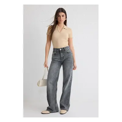 Trendyol Grey Cut-Out Normal Waist Wide Leg Jeans