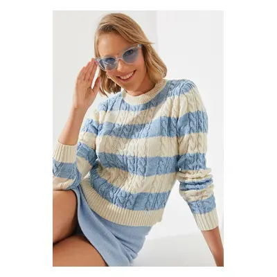 Bianco Lucci Women's Striped Crew Neck Sweater