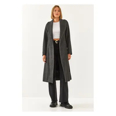 Bianco Lucci Women's Belted Cashmere Coat