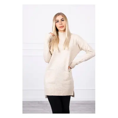 Sweater with stand-up collar beige