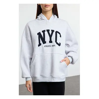 Trendyol Grey Melange Oversize/Wide Pattern Hooded Slogan Embroidered Knitted Sweatshirt