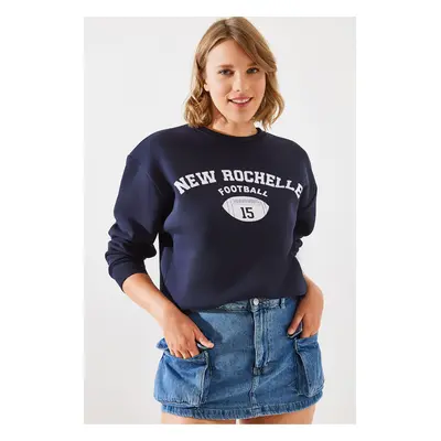 Bianco Lucci Women's Triple Thread Raised Rochelle Text Printed Sweatshirt MBHS001