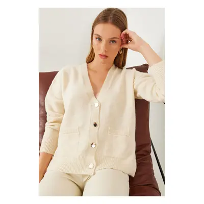 Bianco Lucci Women's V-Neck Buttoned Pocket Knitwear Cardigan