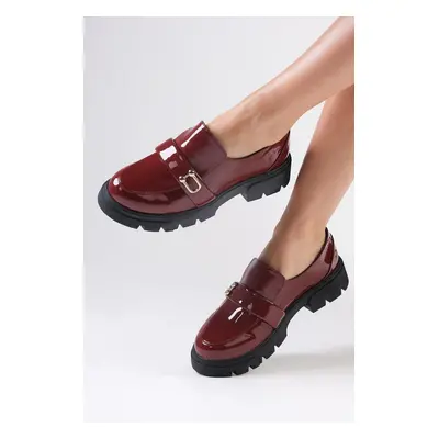 Mio Gusto Katy Burgundy Color Thick Soled Women's Loafer Shoes