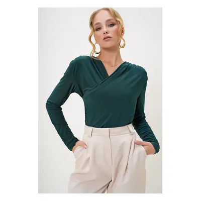 Trend Alaçatı Stili Women's Emerald Green Double Breasted Draped Sandy Blouse