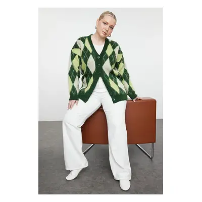 Trendyol Curve Green Diamond Patterned V-Neck Knitwear Cardigan