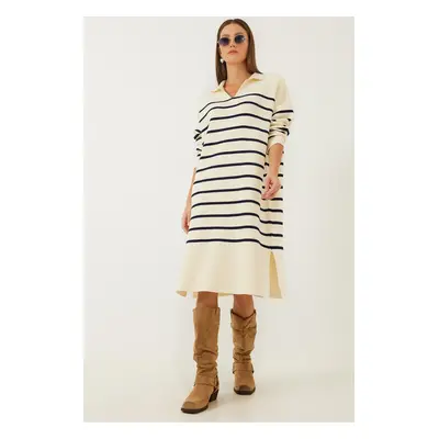 Bianco Lucci Women's V-Neck Striped Knitwear Dress with Side Slits