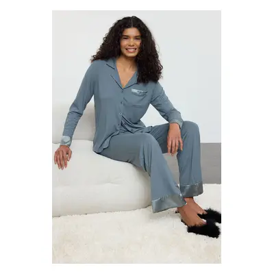 Trendyol Gray Pocket and Satin Detailed Knitted Pajama Set