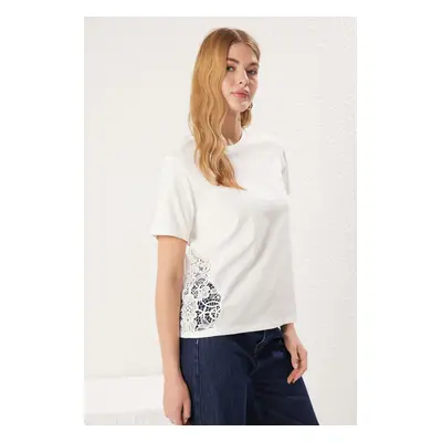 Trendyol Ecru Lace Detail Regular Pattern Knitted T-Shirt