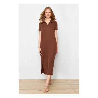 Trendyol Brown Polo Neck Shift/Nromal Cut Midi Knitted Dress