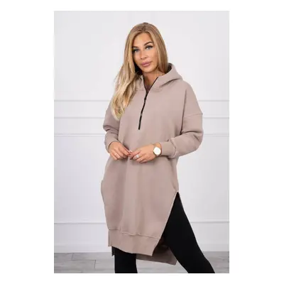 Insulated sweatshirt with side slits beige