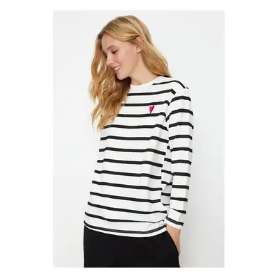 Trendyol White Single Jersey Striped Heart Embroidered Long Sleeve Knitted Tunic T-shirt