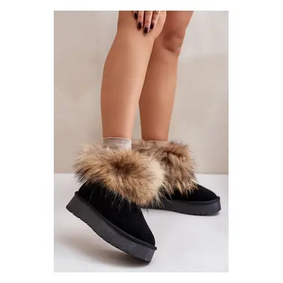 Leather snow boots on a platform with fur black avirisa