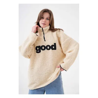 Trendyol Beige Plush Slogan Printed Zippered Stand Collar Oversize Long Knitted Sweatshirt