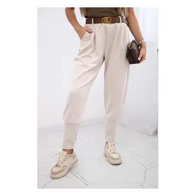 Kesi Włoski Pants with belt and pockets buttery-fabric dark beige