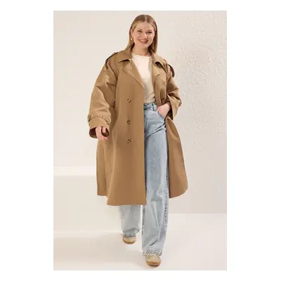 Trendyol Curve Beige Long Oversize Plus Size Trench Coat