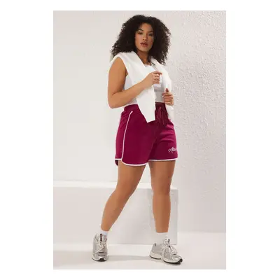 Trendyol Curve Burgundy Slogan Printed Piping Detailed Knitting Plus Size Shorts & Bermudas