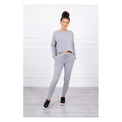 Set with an oversized blouse in gray color