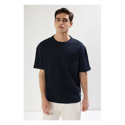 Trendyol Basic Navy Blue Relaxed Textured Cut Waffles Pocket Labeled Short Sleeve T-shirt