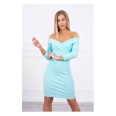 Dress with mint V-neck