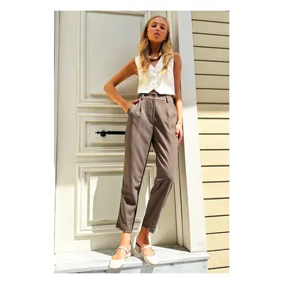 Trend Alaçatı Stili Women's Brown Belt and Stitch Detailed Fabric Trousers