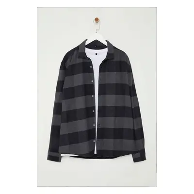 Trendyol Black Regular Fit Winter Checkered Lumberjack Shirt