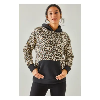 Olalook Women's Ecru Leopard Leopard Hooded Fleece Sweatshirt