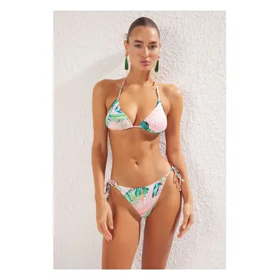 Trendyol Multicolored Floral Triangle Regular Waist Bikini Set