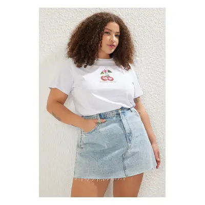 Trendyol Curve White Regular Fit Cherry Printed Plus Size T-shirt