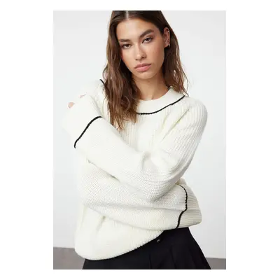 Trendyol Ecru Wide Fit Piping Detailed Knitwear Sweater