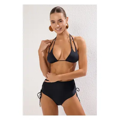 Trendyol Black Triangle Cut Out/Windowed Bikini Top