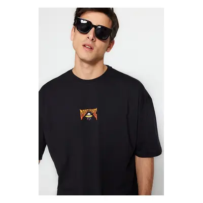 Trendyol Black Oversize/Wide Cut Space Printed 100% Cotton T-Shirt