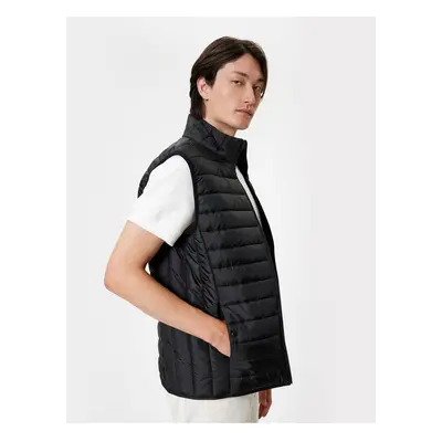 Koton Puffer Vest Slim Fit Stand Collar Pocket Detail