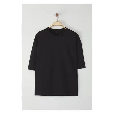 Trendyol Black Boxy/Square Cut 100% Cotton Basic T-Shirt