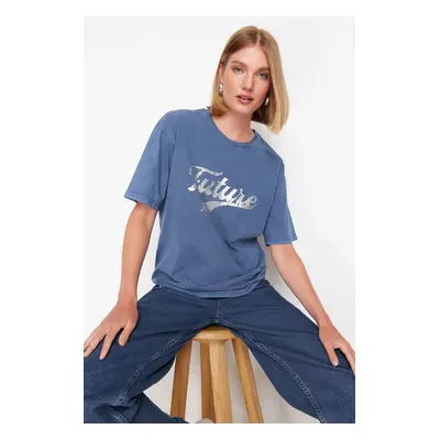 Trendyol Indigo Slogan Printed Relaxed/Comfortable Fit Crew Neck Washable Knitted T-Shirt