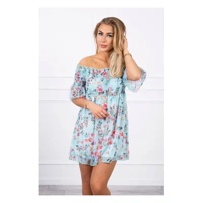 Shoulder dress with mint floral pattern