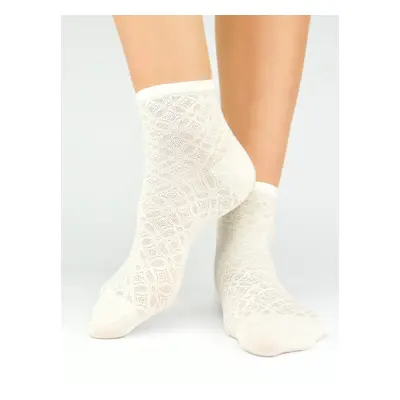 NOVITI Woman's Socks ST041-W-03