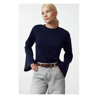 Trendyol Navy Blue More Sustainable Basic Knitwear Sweater