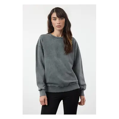 Trendyol Anthracite Washed Thick Regular/Normal Fit Crew Neck Basic Knitted Sweatshirt