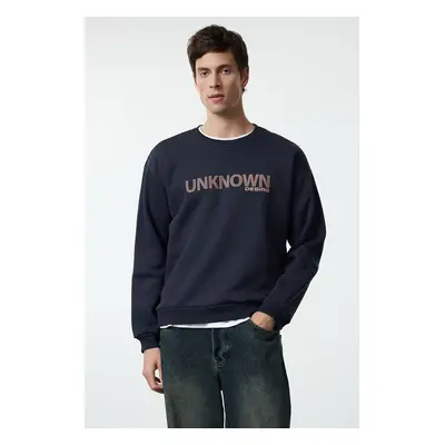 Trendyol Navy Blue Oversize/Wide Cut Text Printed Crew Neck Sweatshirt with Fleece Inside