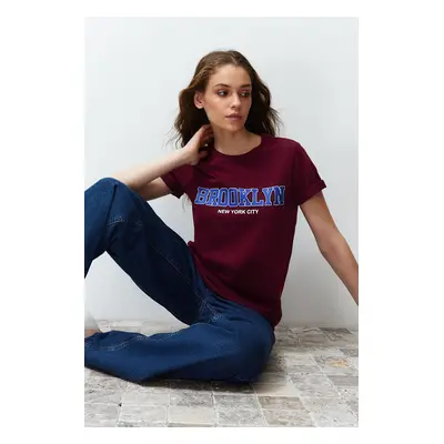 Trendyol Burgundy 100% Cotton Motto Printed Regular/Regular Cut Knitted T-Shirt