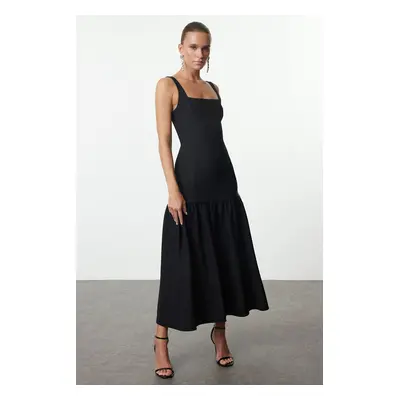 Trendyol Black Body-fitting Woven Dress