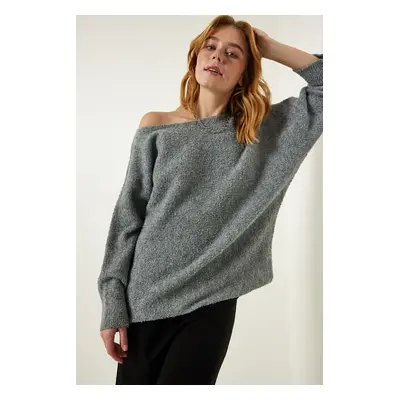 Happiness İstanbul Women's Gray Boat Neck Seasonal Oversize Knitwear Sweater