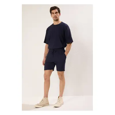 Trendyol Basic Navy Blue Regular Cut Medium Length Laced Textured Wrinkle-Free Ottoman Shorts