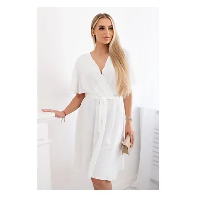 Women's dress with a plunging neckline - ecru