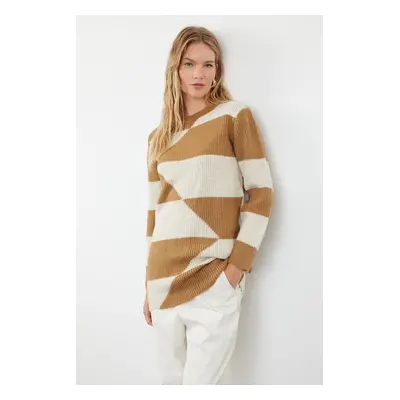 Trendyol Camel Color Block Thessaloniki Knitted Soft Textured Knitwear Sweater