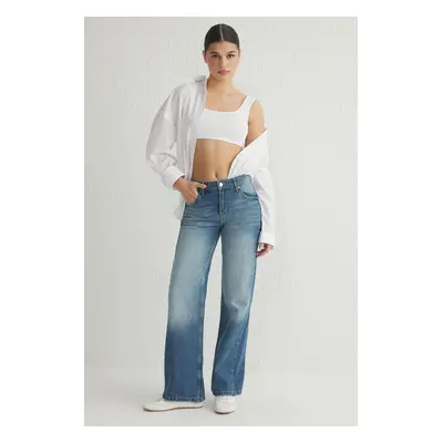 Trendyol Blue More Sustainable Low Waist Wide Leg Jeans